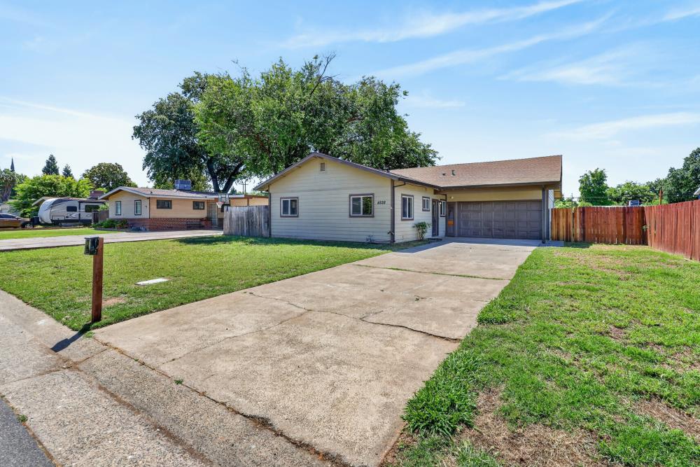 4828 Boyd Drive