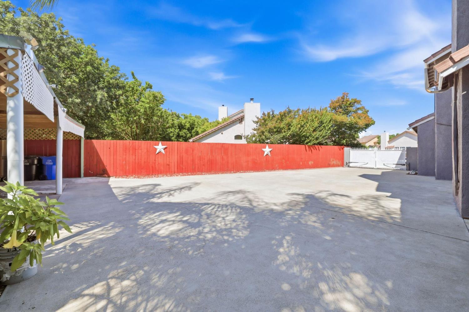 8024 Bridgeburn Court