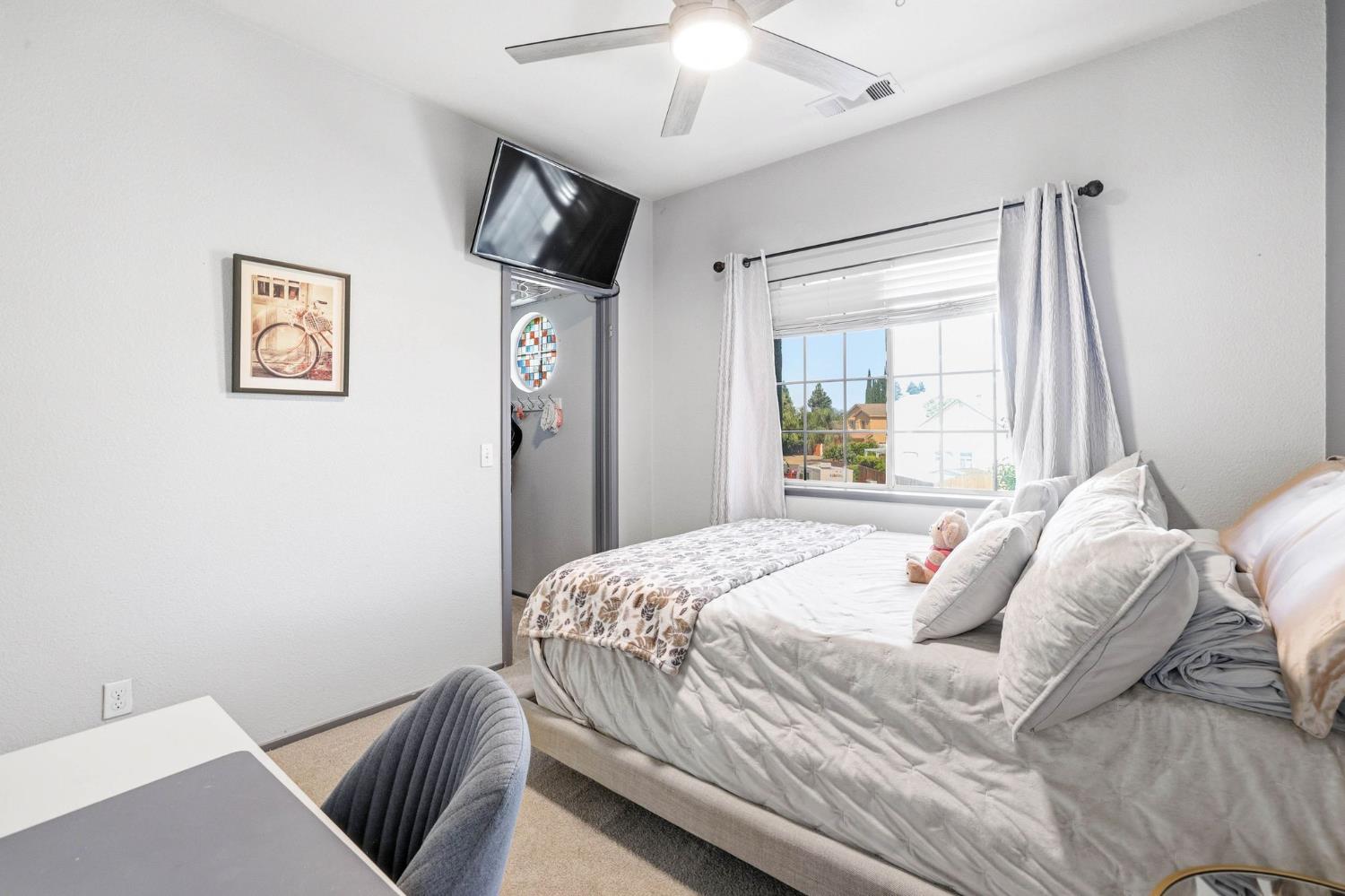 8024 Bridgeburn Court