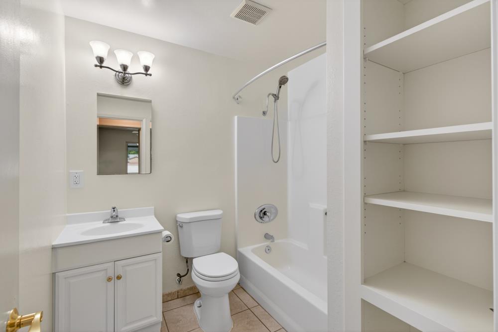 6013 Ellerslee Drive