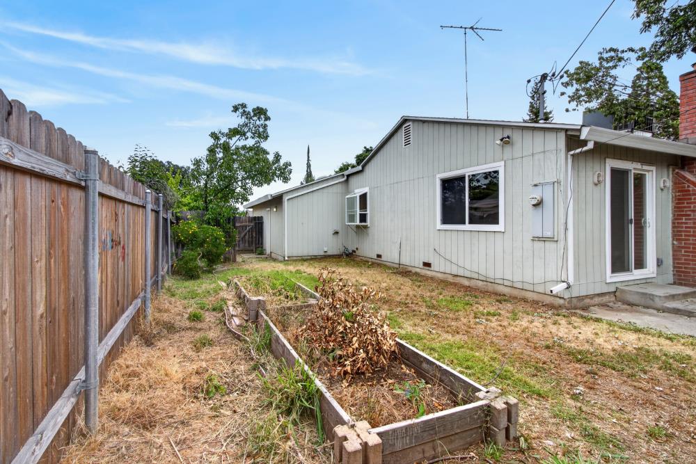 6013 Ellerslee Drive