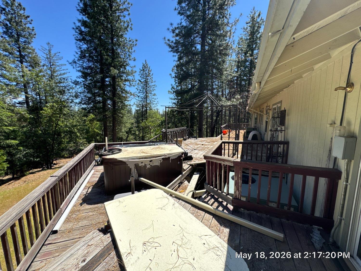 6396 Log Cabin Lane