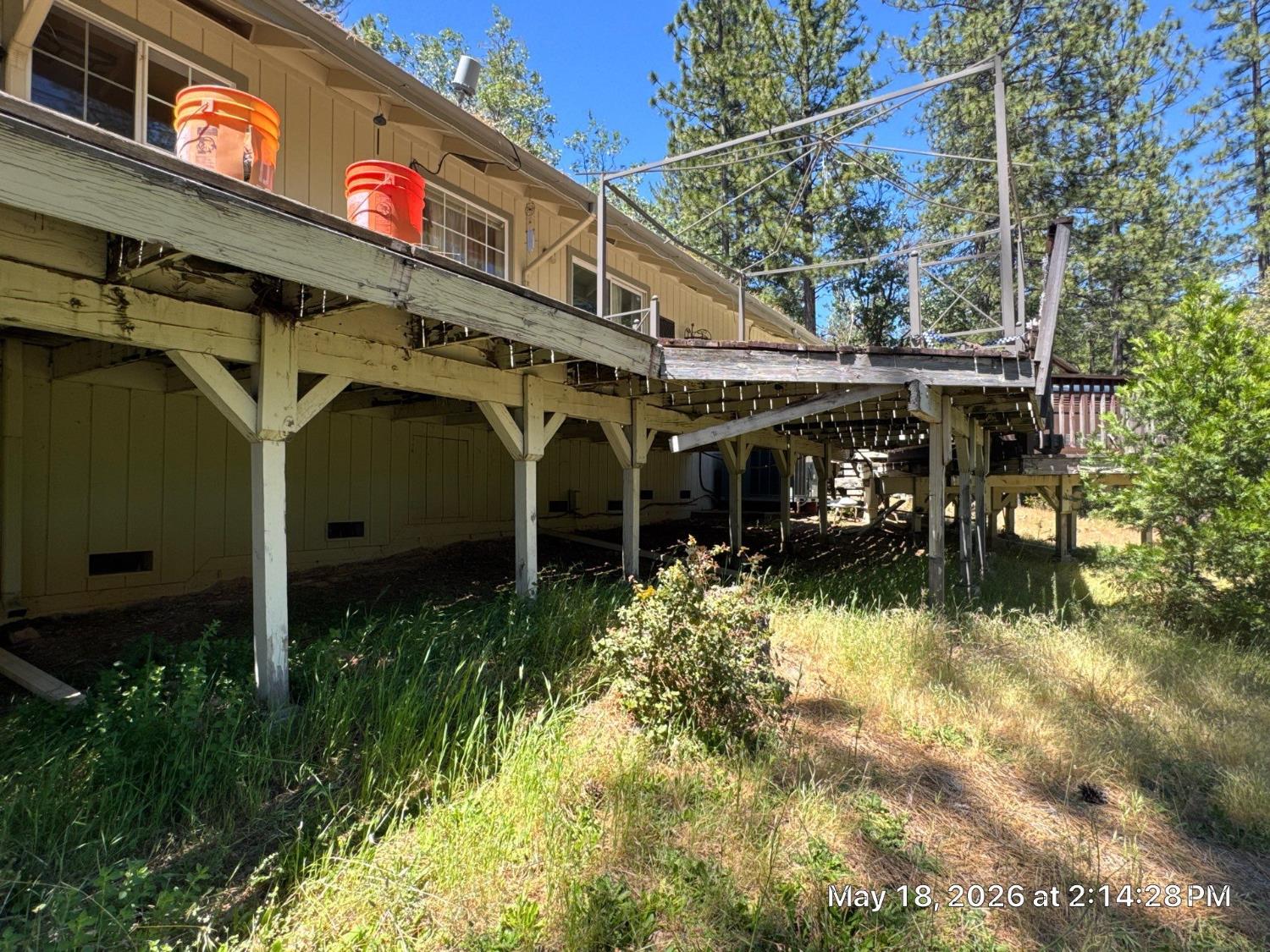 6396 Log Cabin Lane