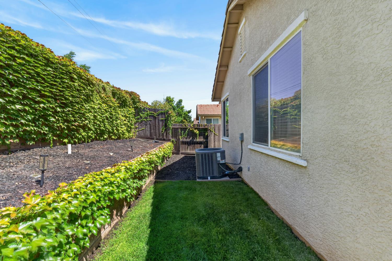4315 Niobe Circle