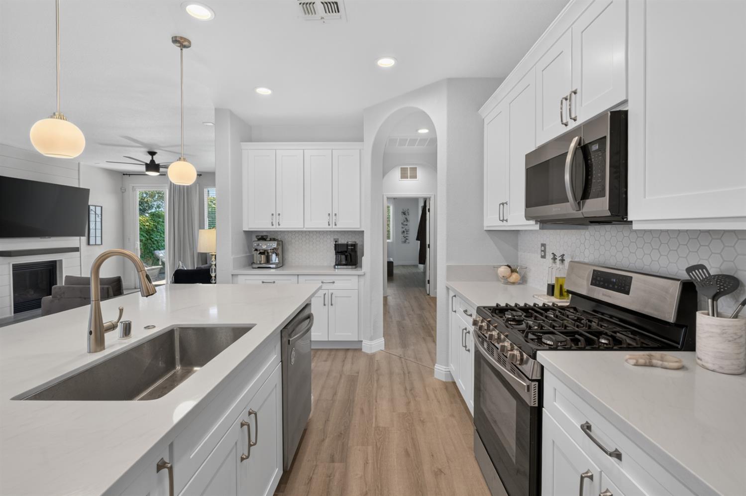 4315 Niobe Circle