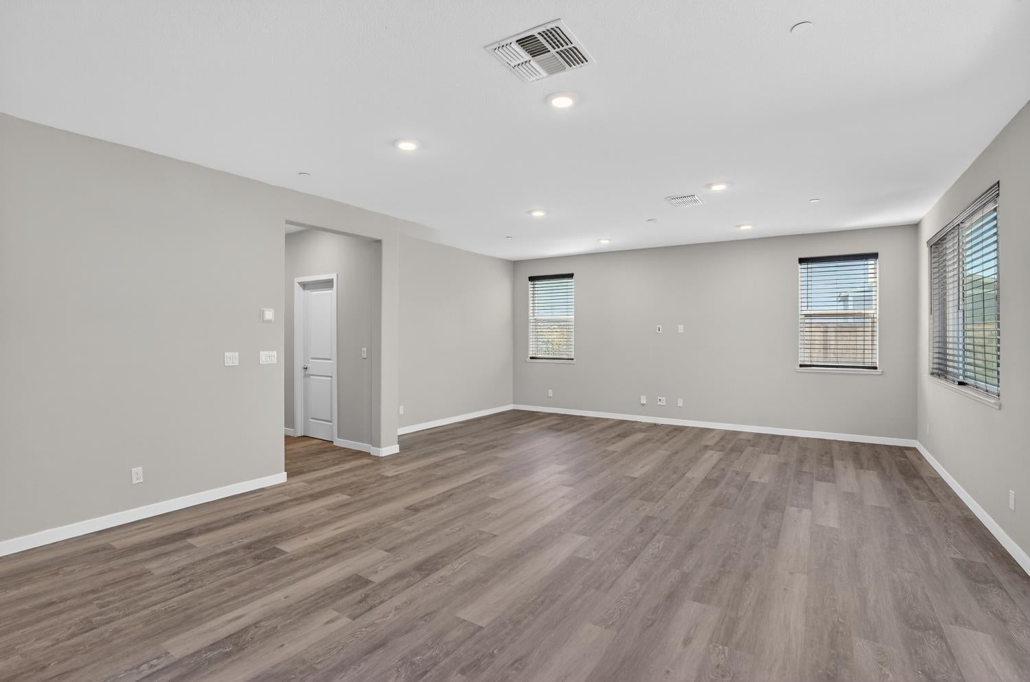 2719 Alcove Way
