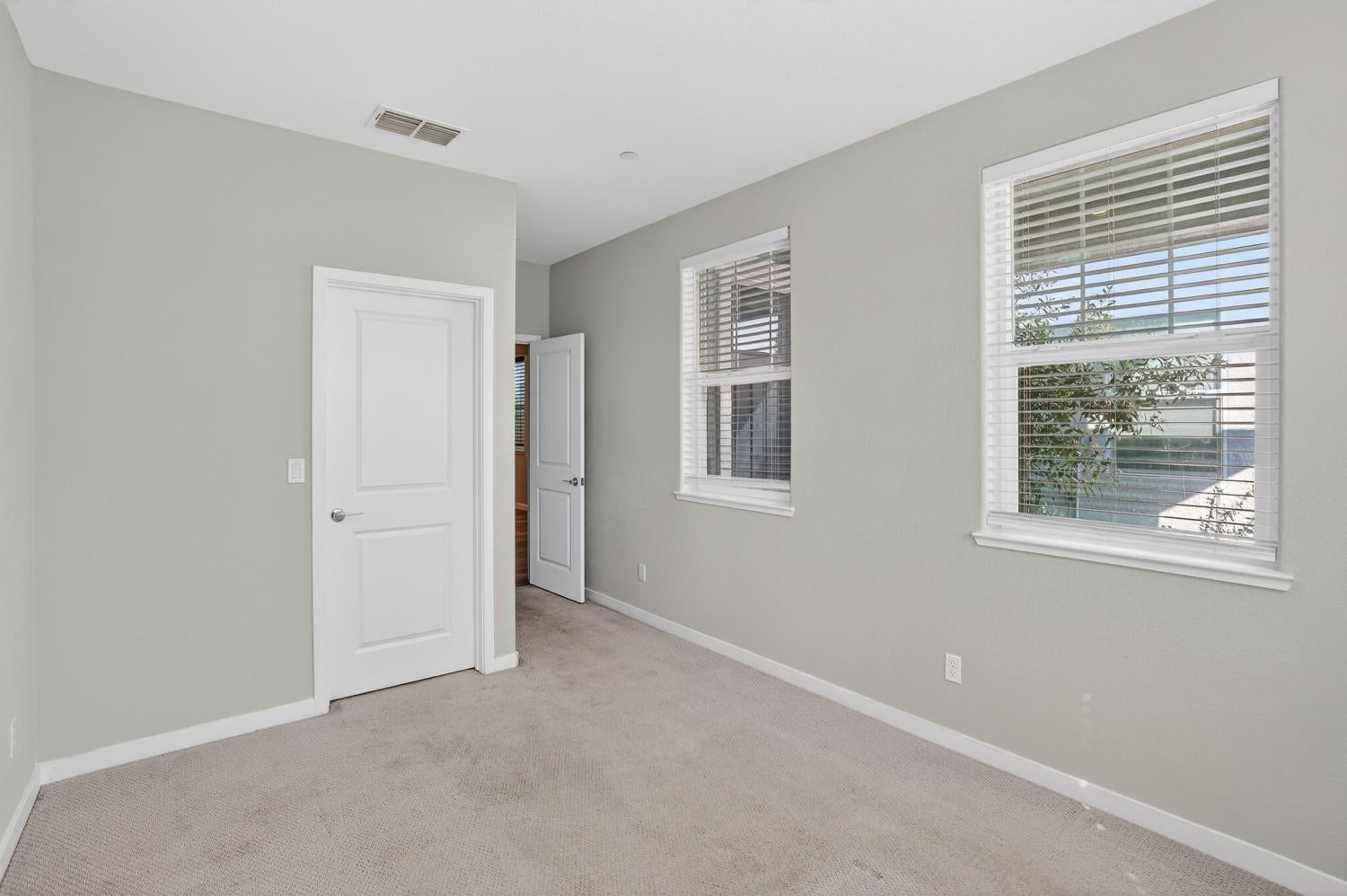 2719 Alcove Way