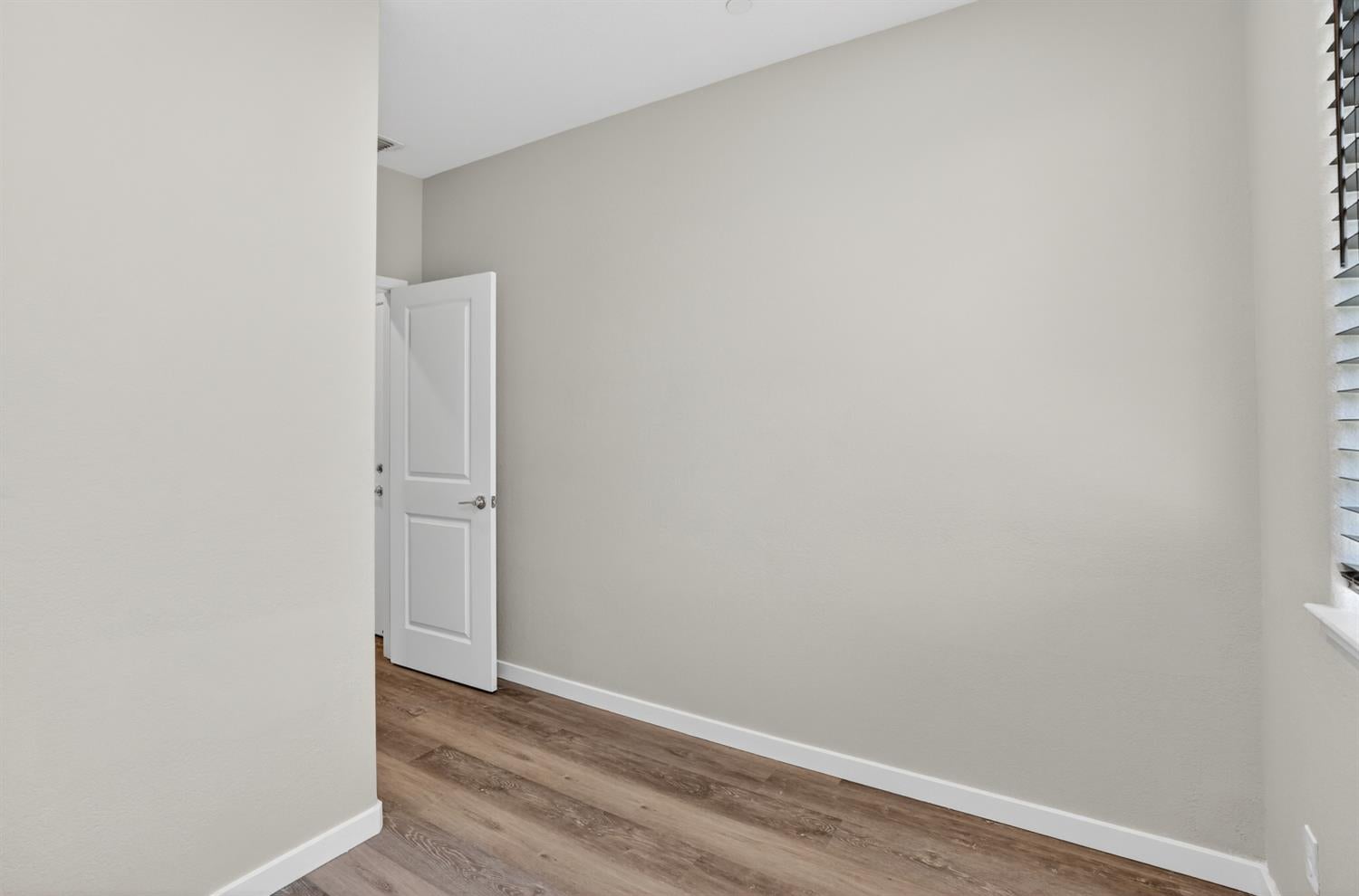 2719 Alcove Way