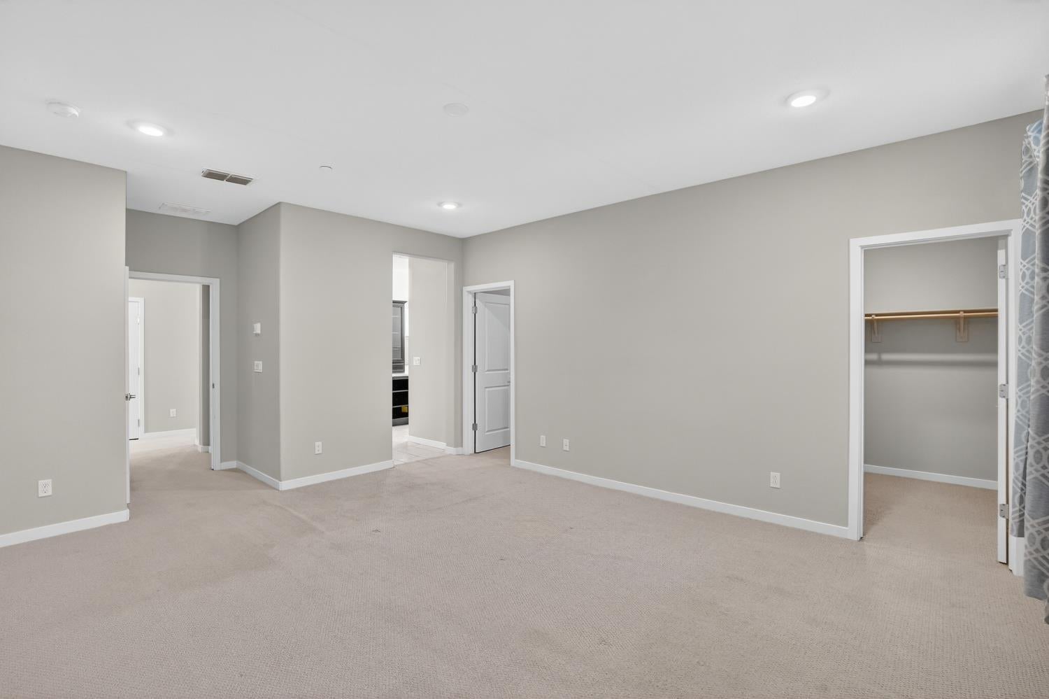 2719 Alcove Way