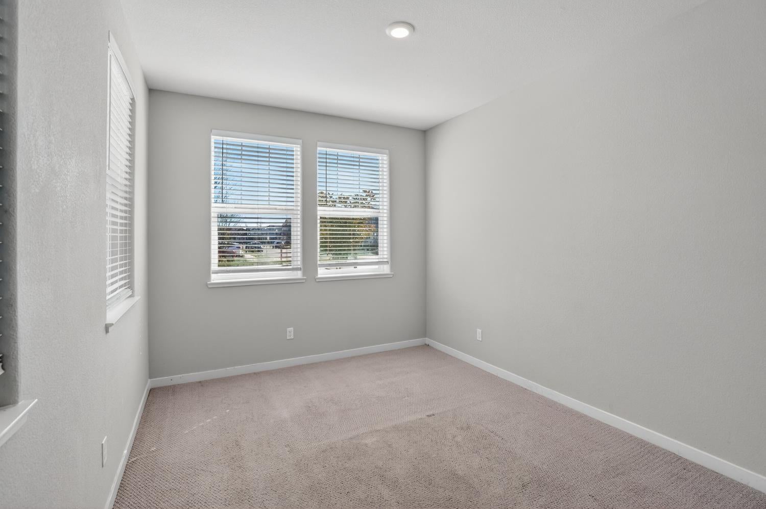 2719 Alcove Way