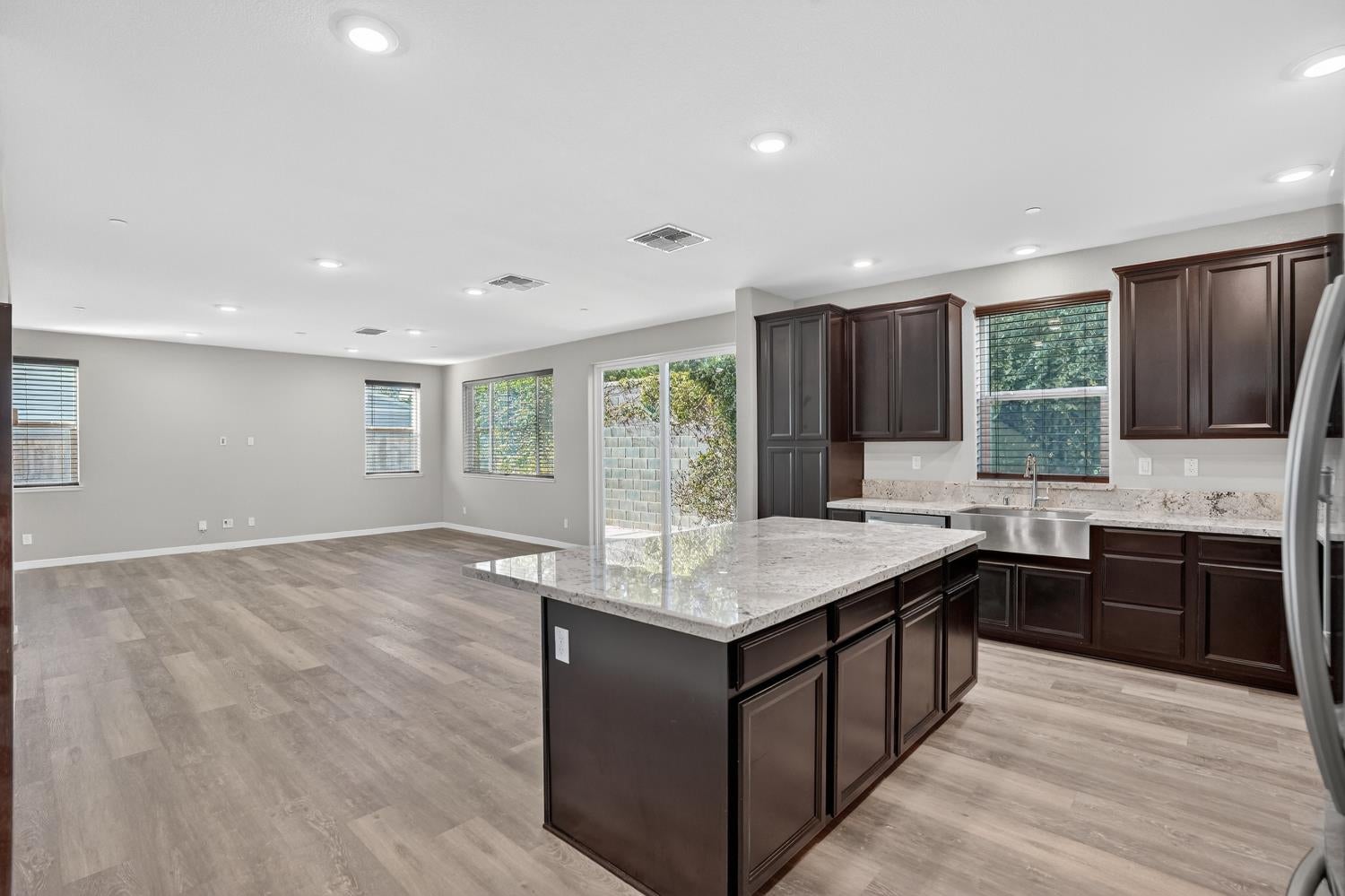 2719 Alcove Way