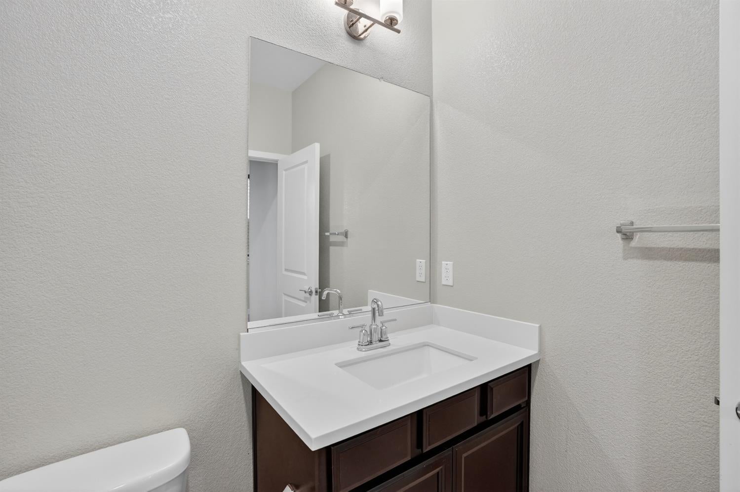 2719 Alcove Way