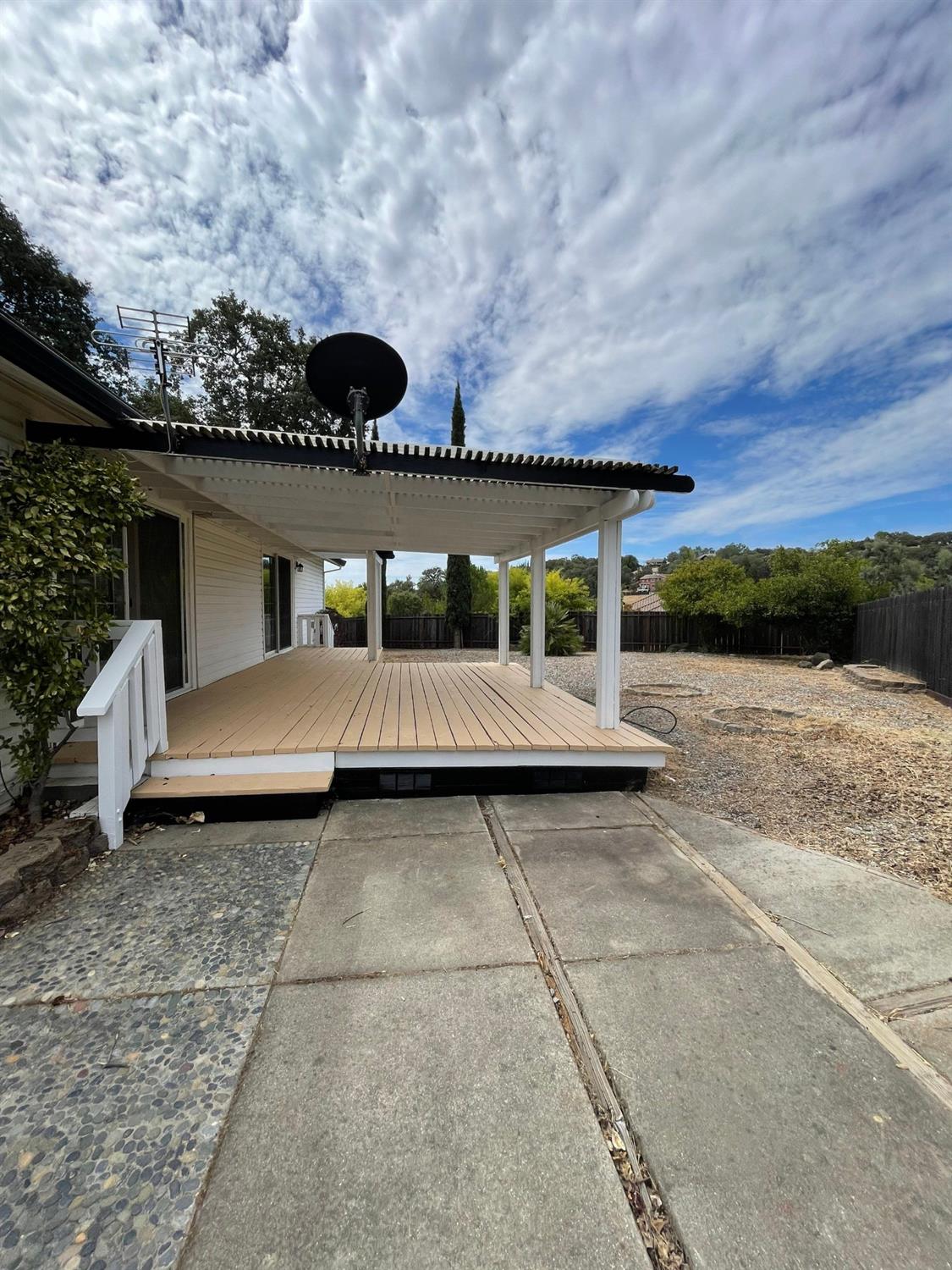 2088 Greenbriar Road