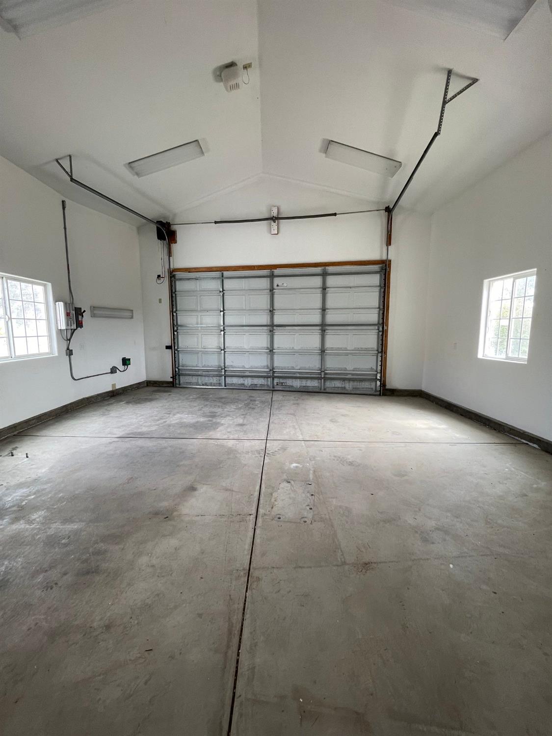 2088 Greenbriar Road