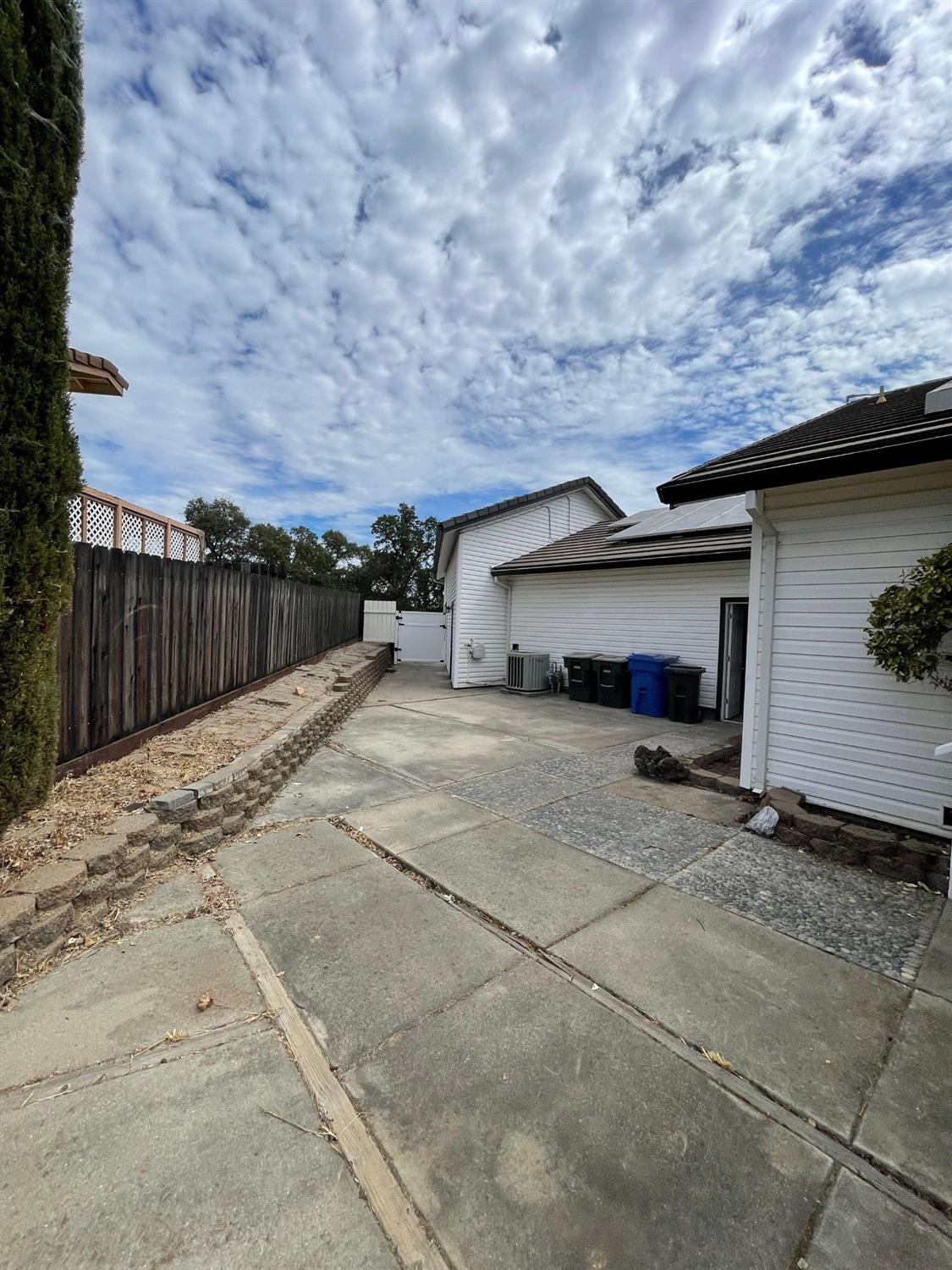 2088 Greenbriar Road