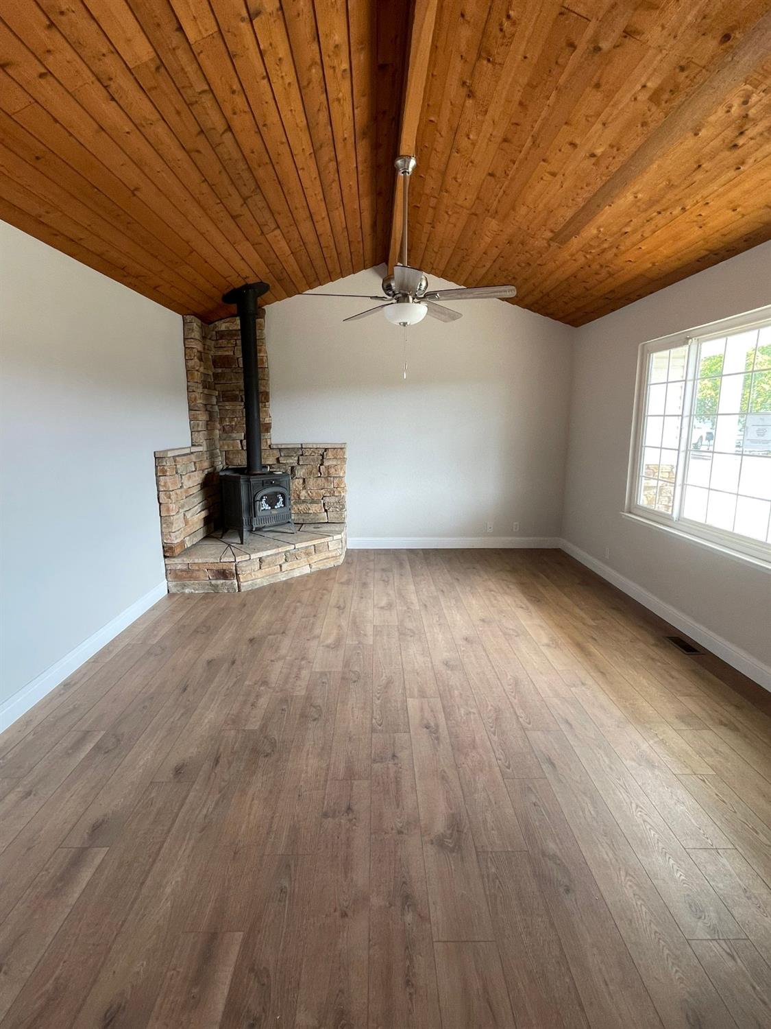 2088 Greenbriar Road