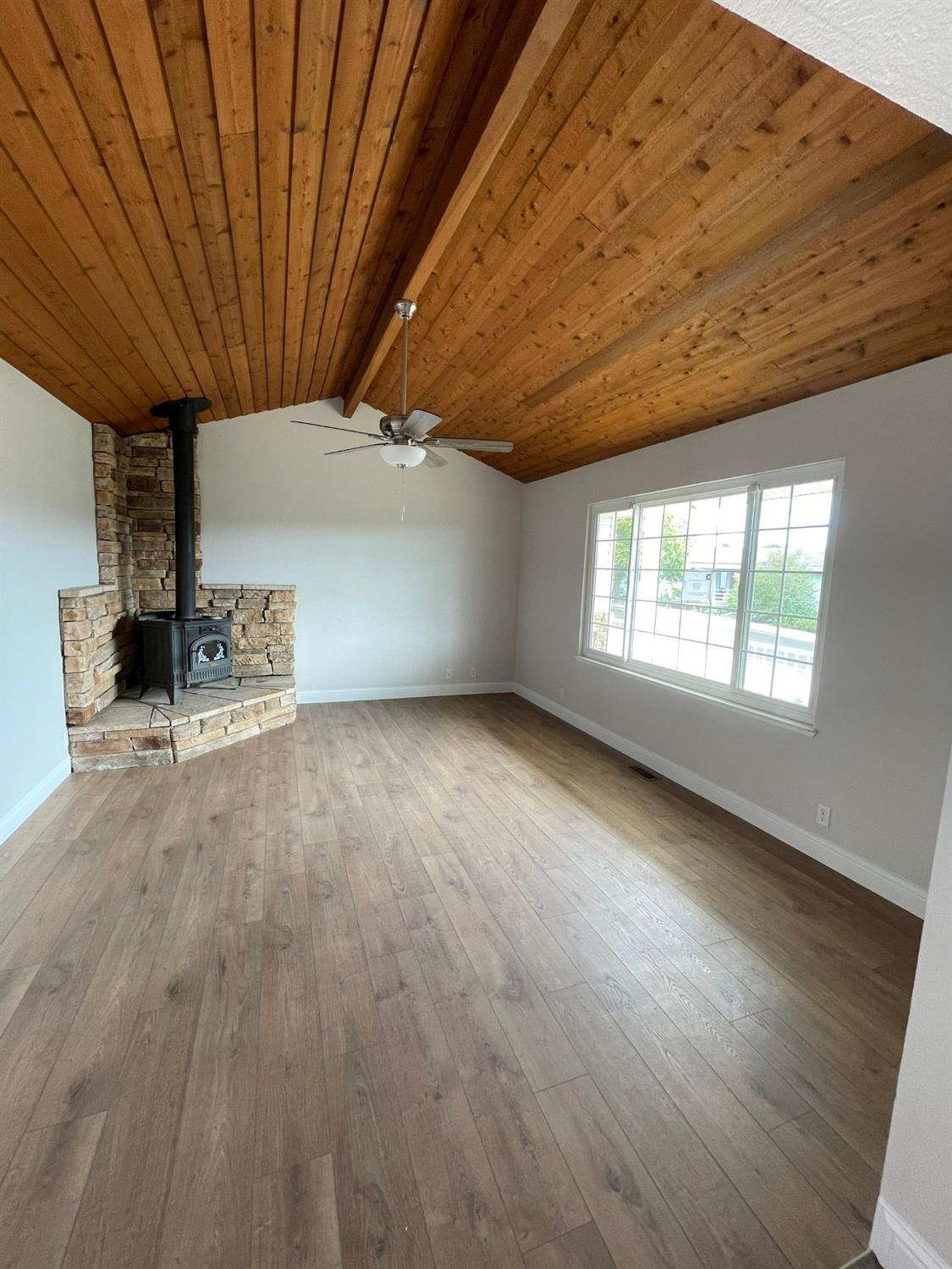 2088 Greenbriar Road