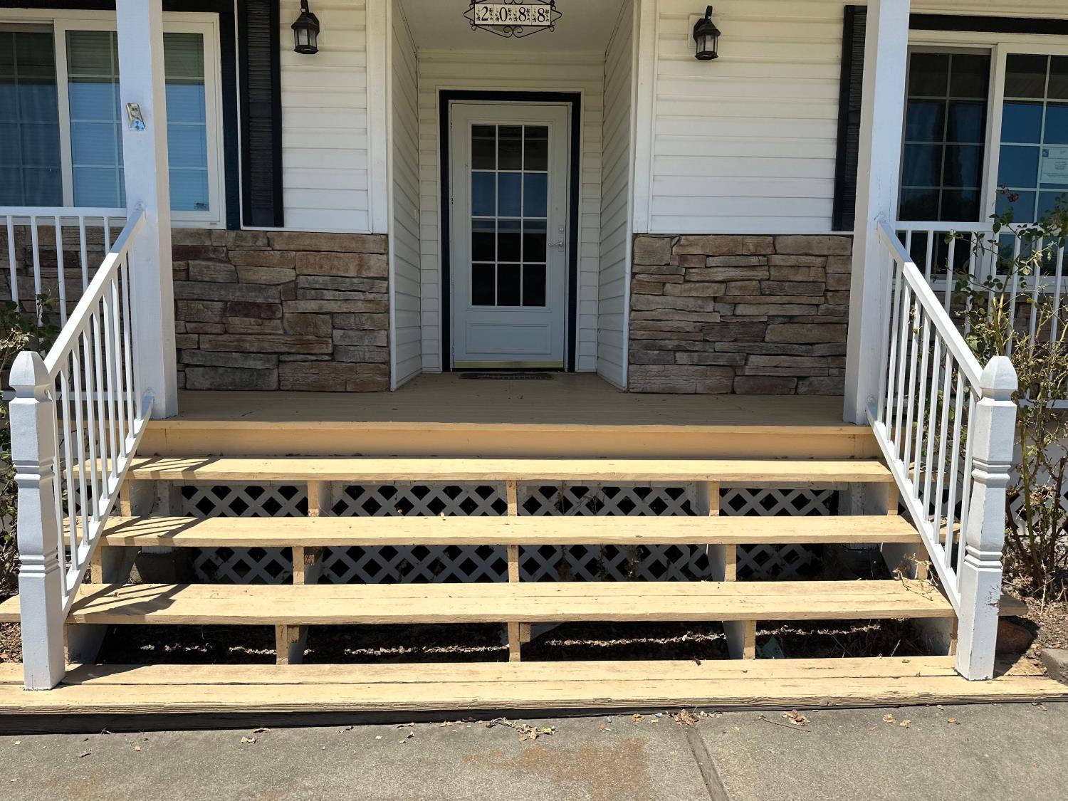 2088 Greenbriar Road
