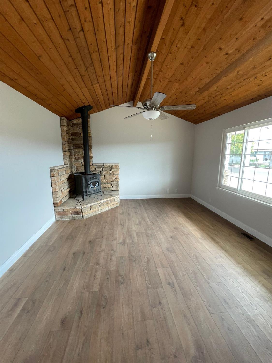 2088 Greenbriar Road