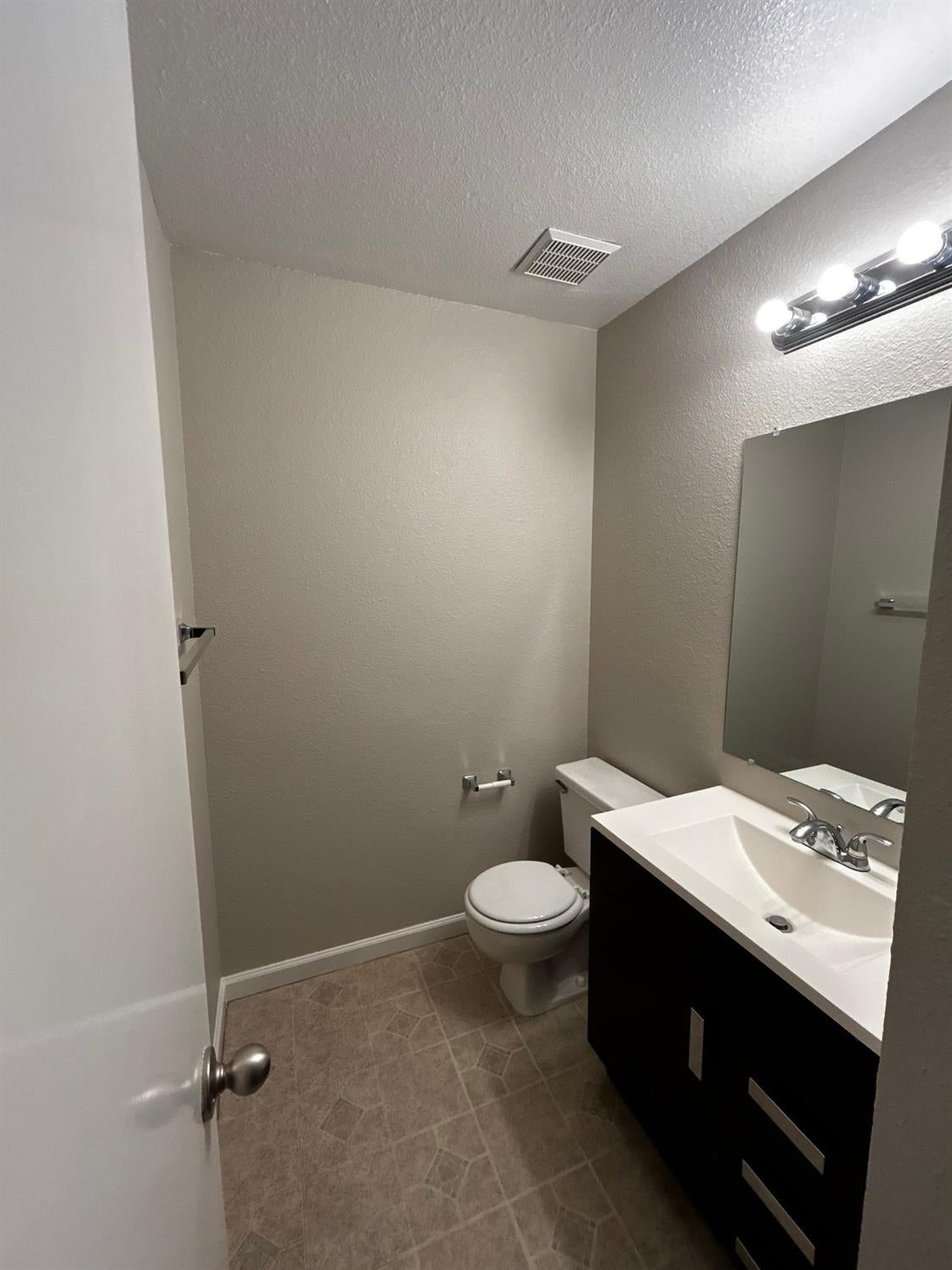 9127 Newhall Drive 31