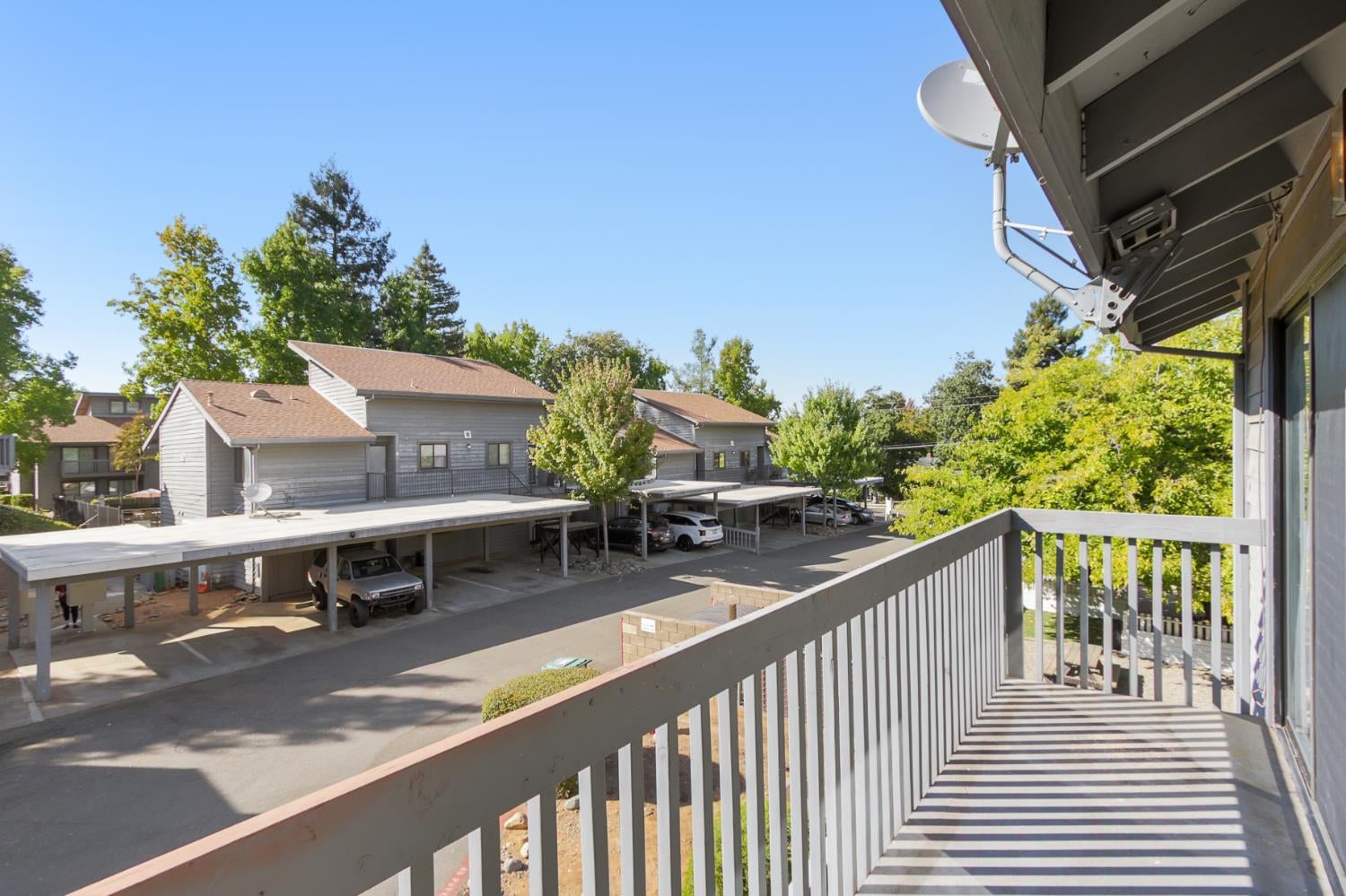3180 Country Club Drive 1B
