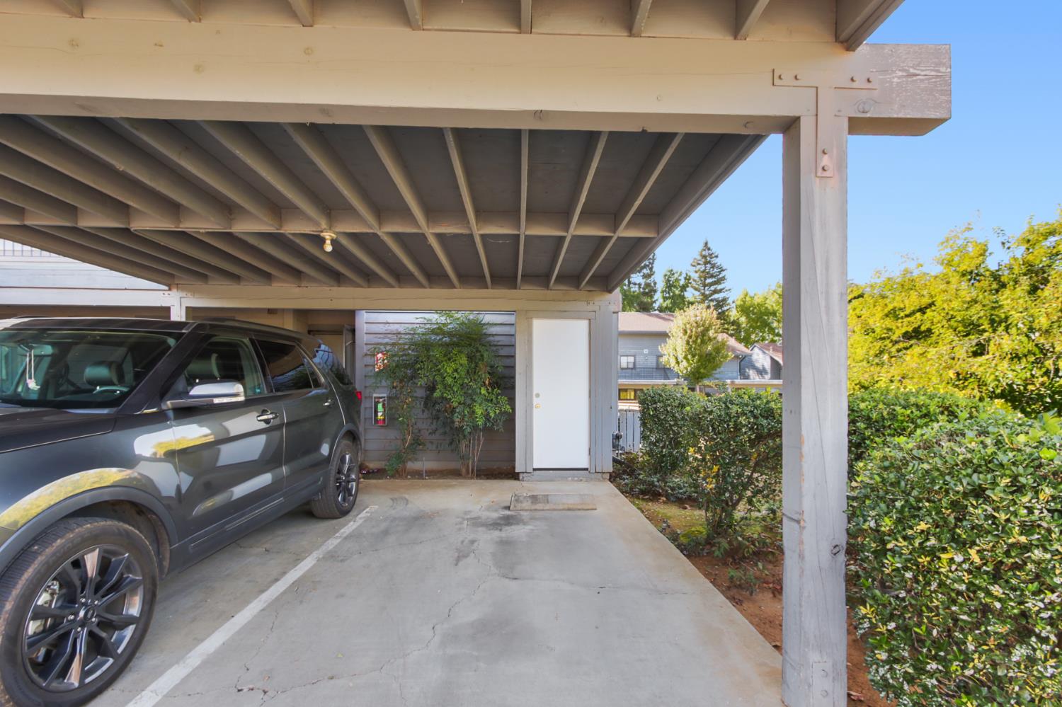 3180 Country Club Drive 1B