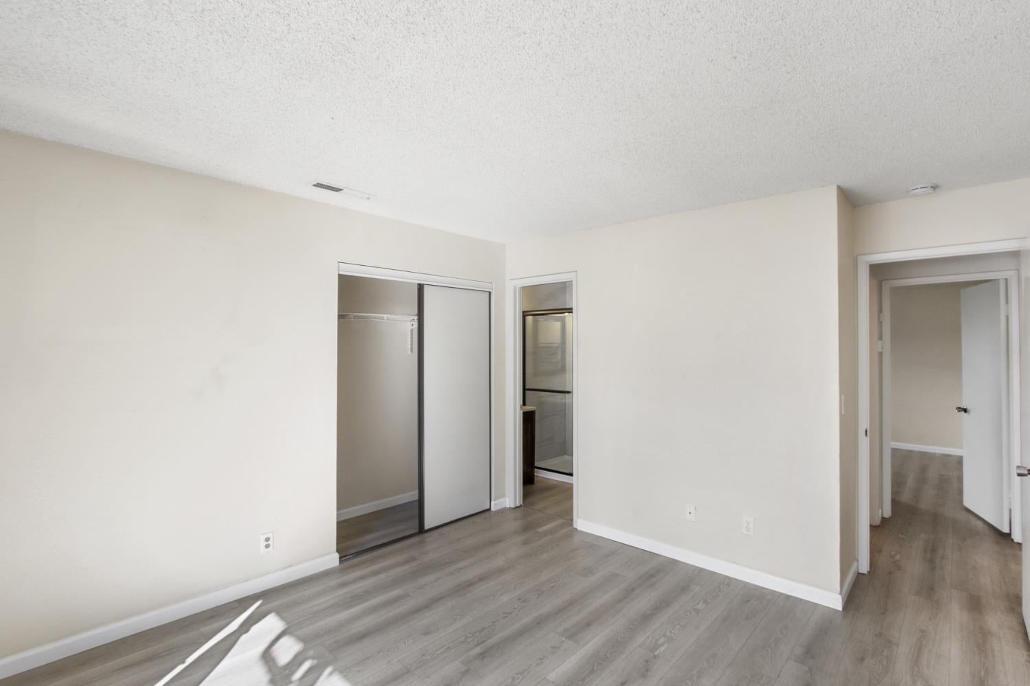 3180 Country Club Drive 1B