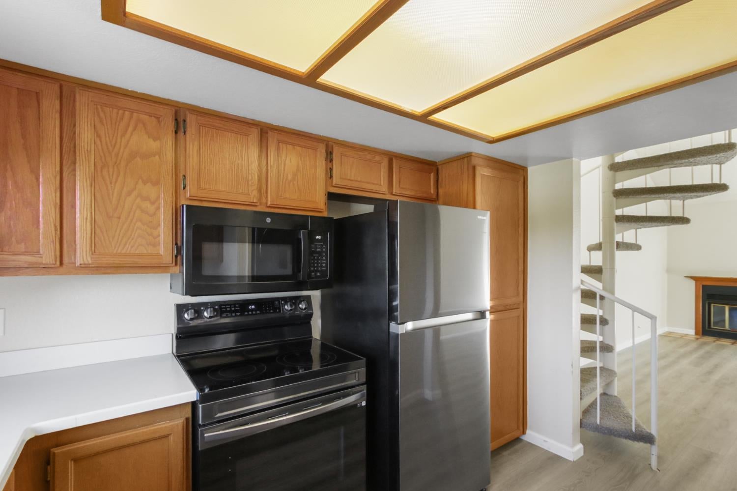 3180 Country Club Drive 1B