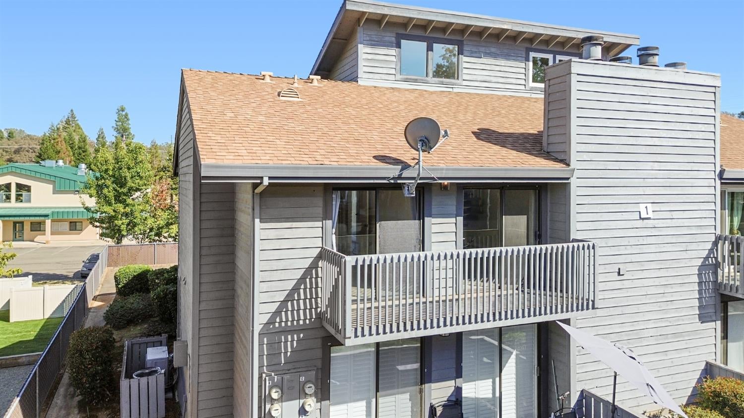 3180 Country Club Drive 1B