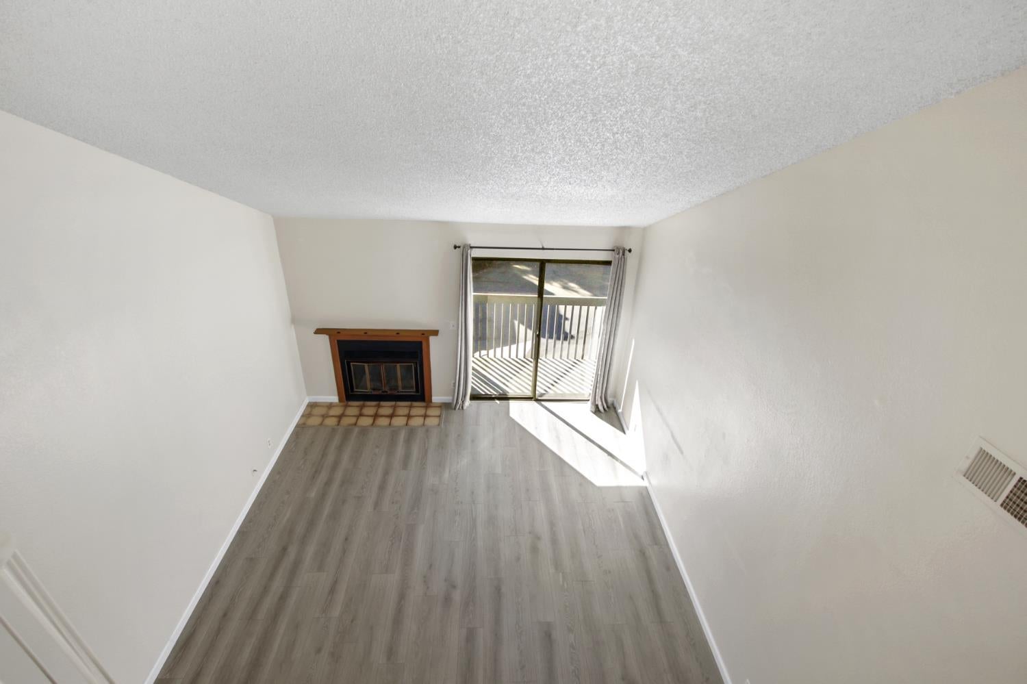 3180 Country Club Drive 1B