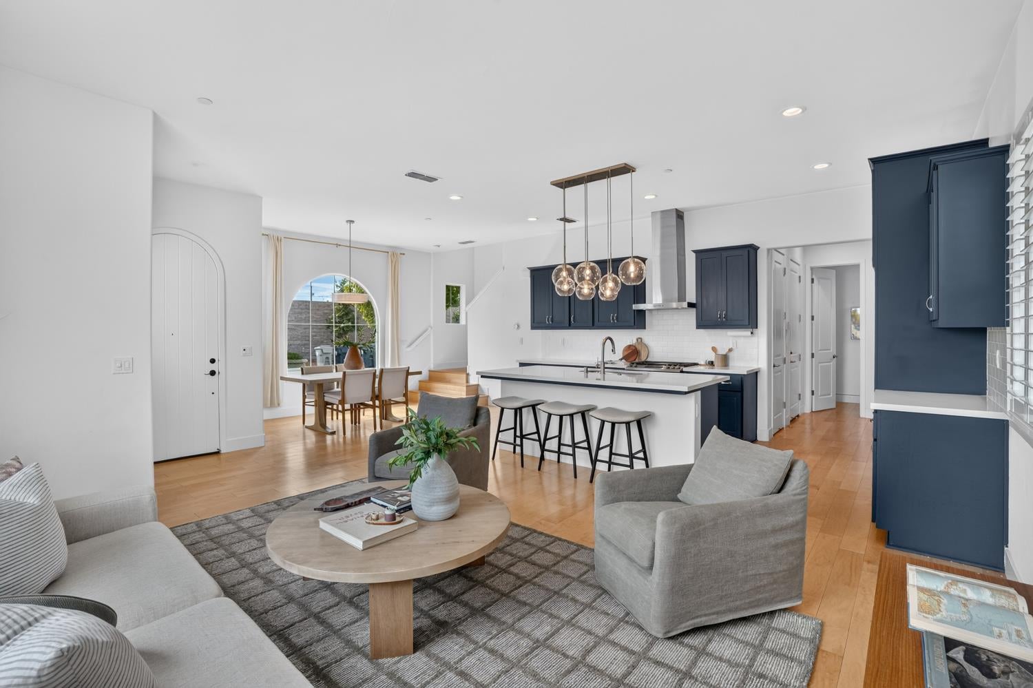 2318 Bronze Star Way