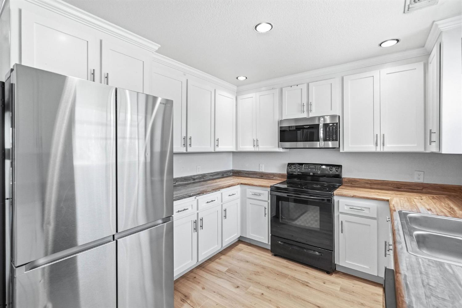 3371 Lazer Court