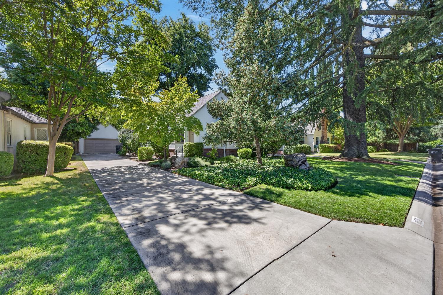 452 Blackwood Street