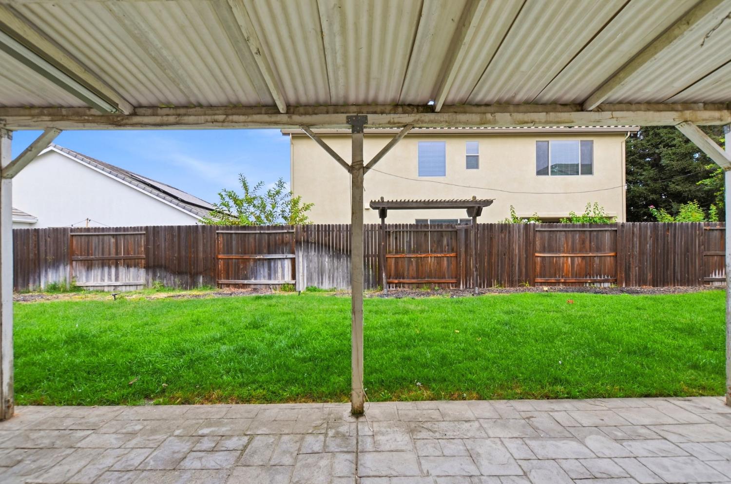 1570 Sage Sparrow Avenue