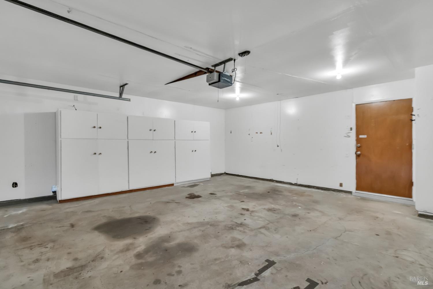 103 Isle Royale Circle