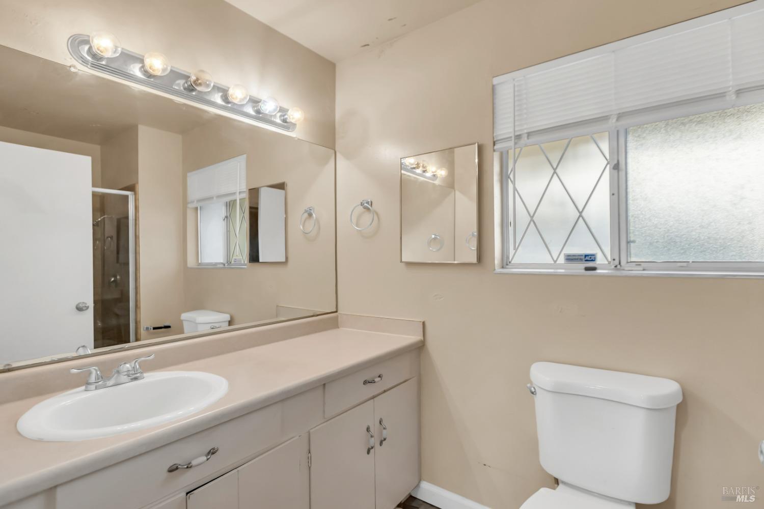 103 Isle Royale Circle