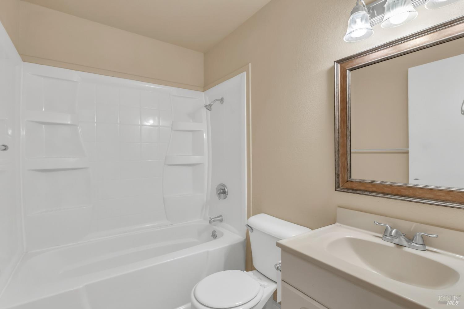 103 Isle Royale Circle