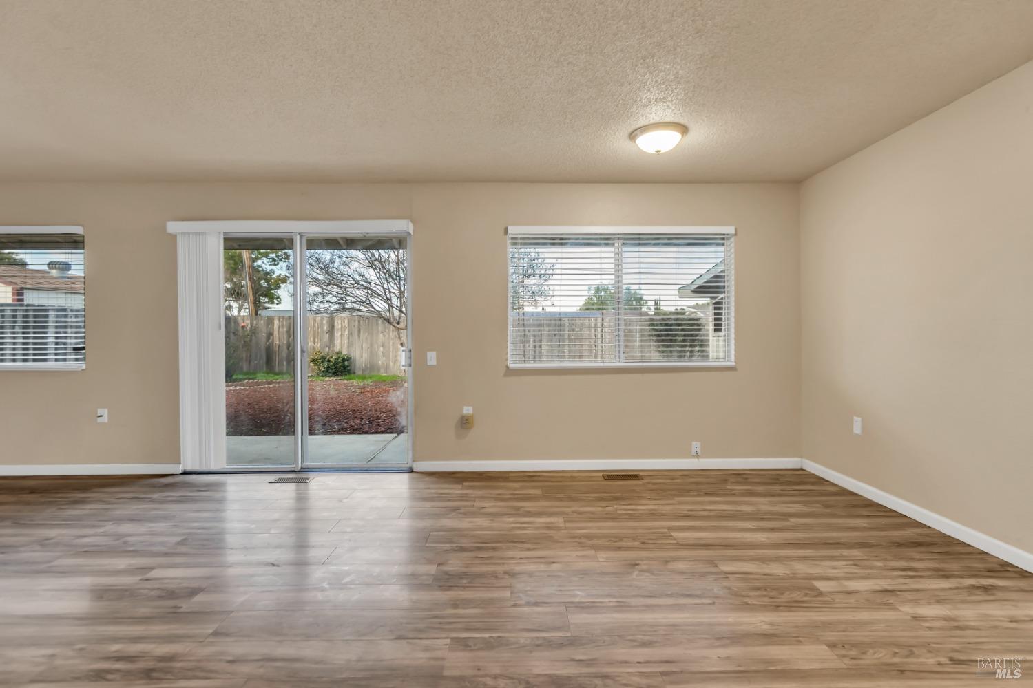 103 Isle Royale Circle