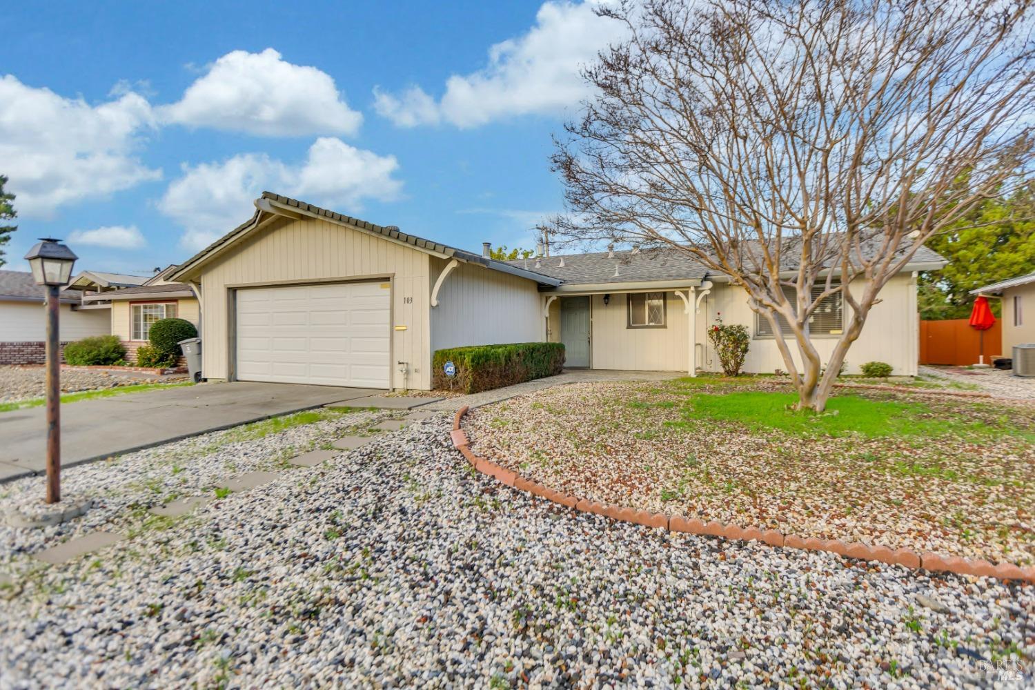 103 Isle Royale Circle