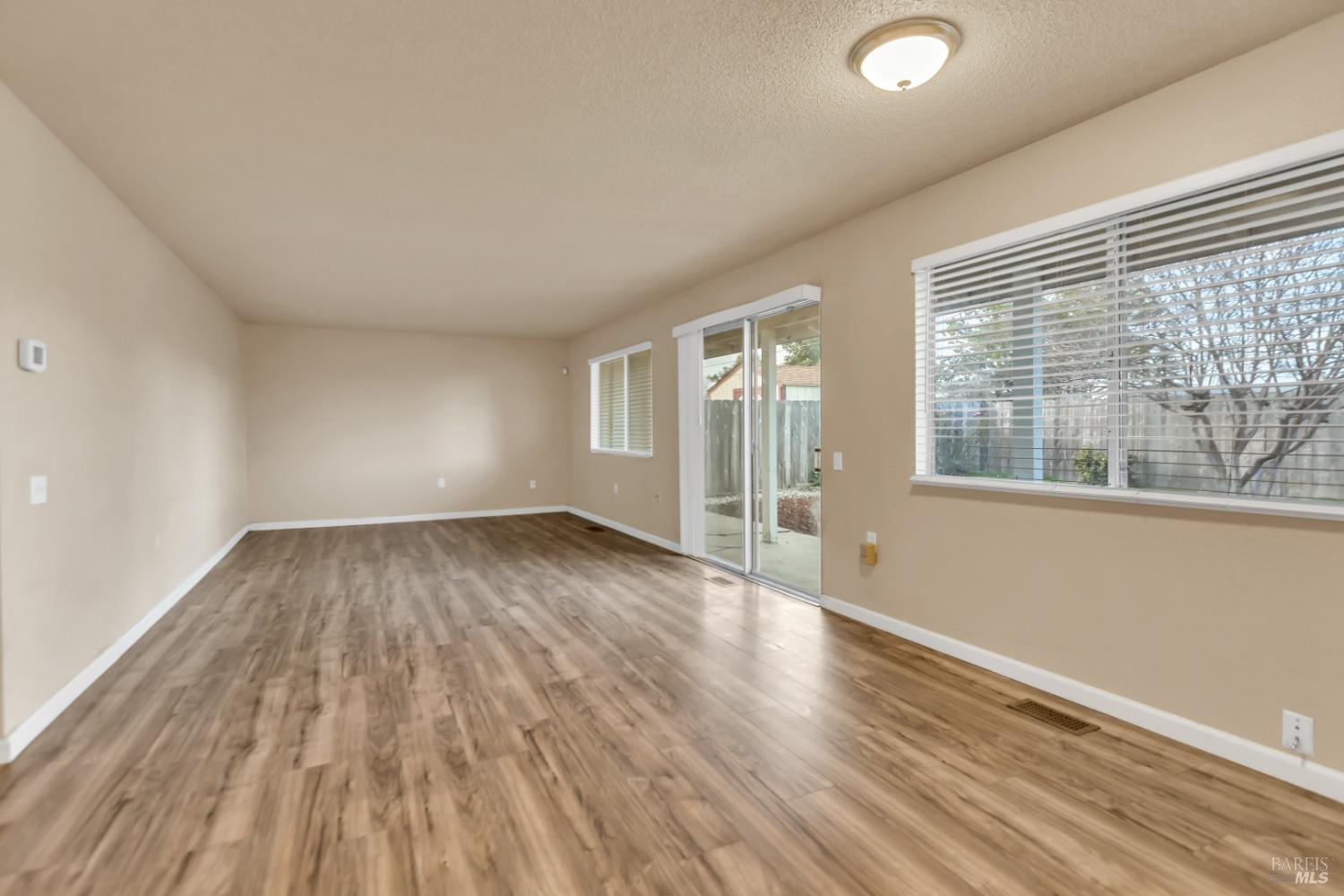 103 Isle Royale Circle