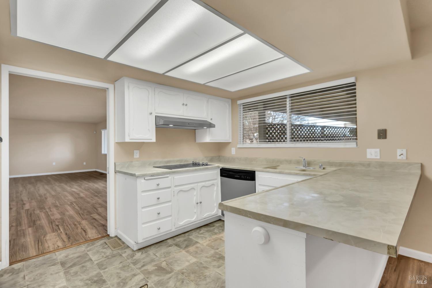 103 Isle Royale Circle