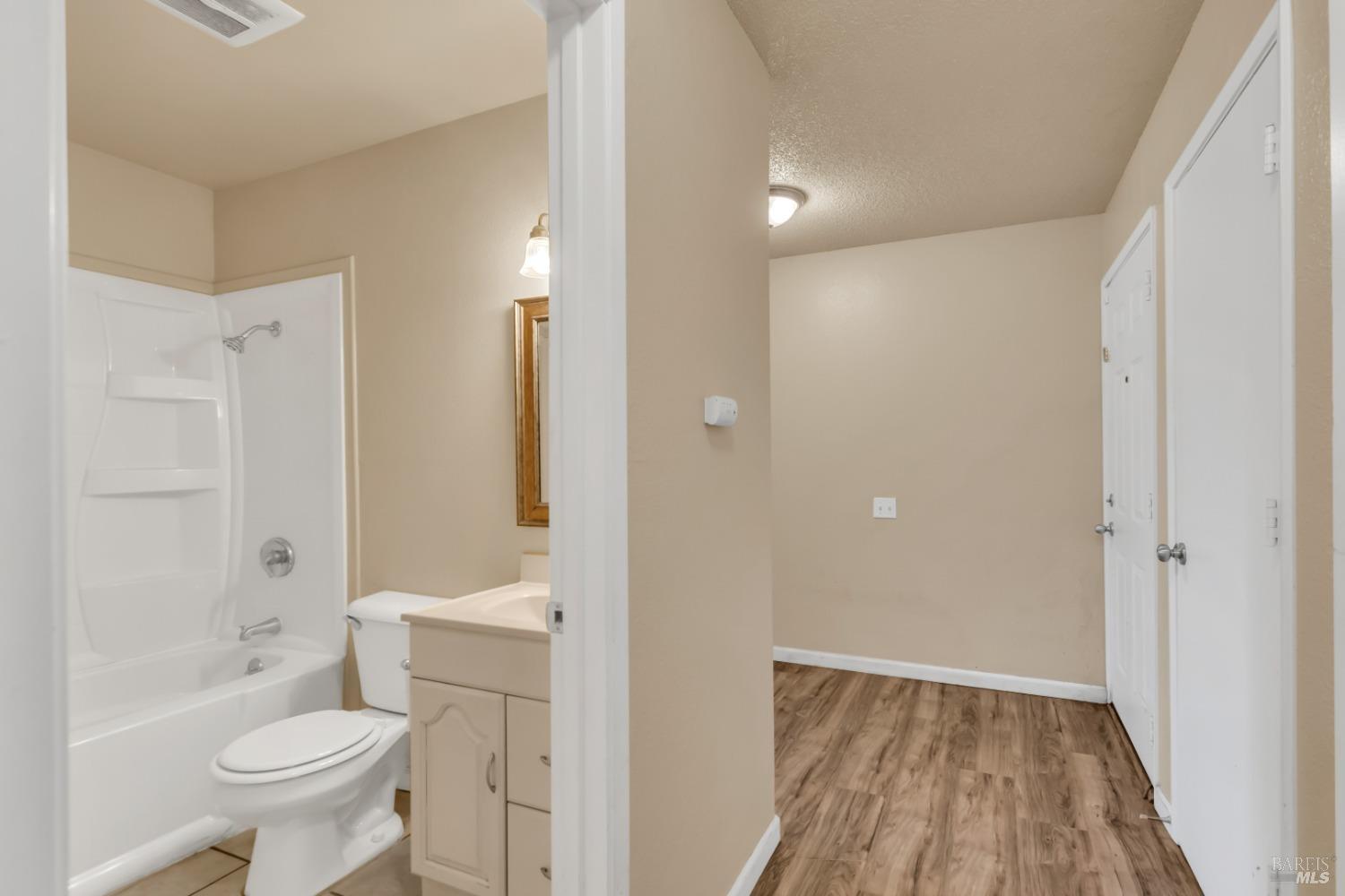 103 Isle Royale Circle