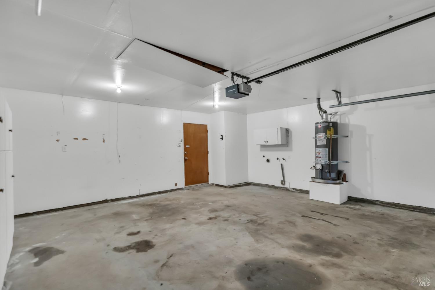 103 Isle Royale Circle