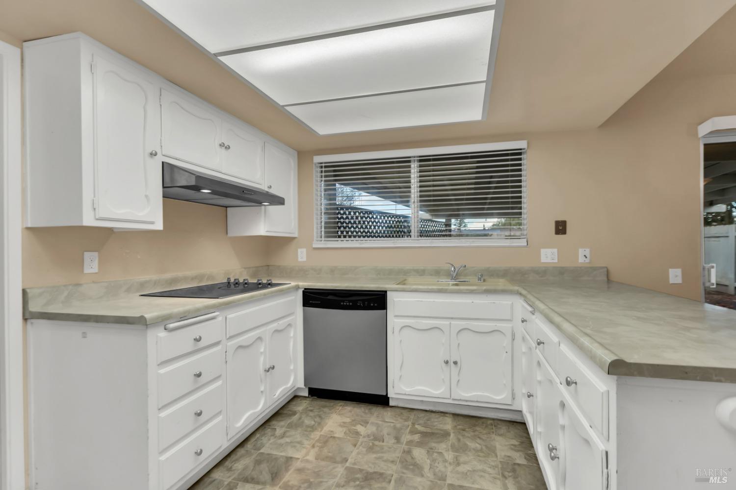 103 Isle Royale Circle