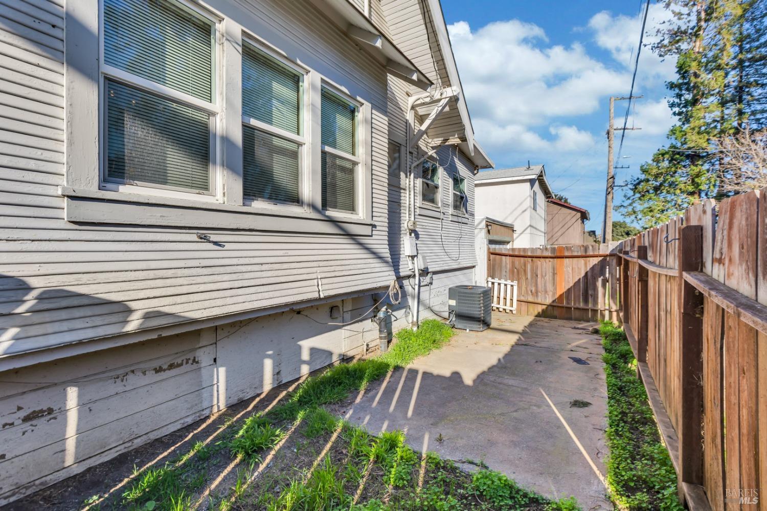 1218 El Dorado Street