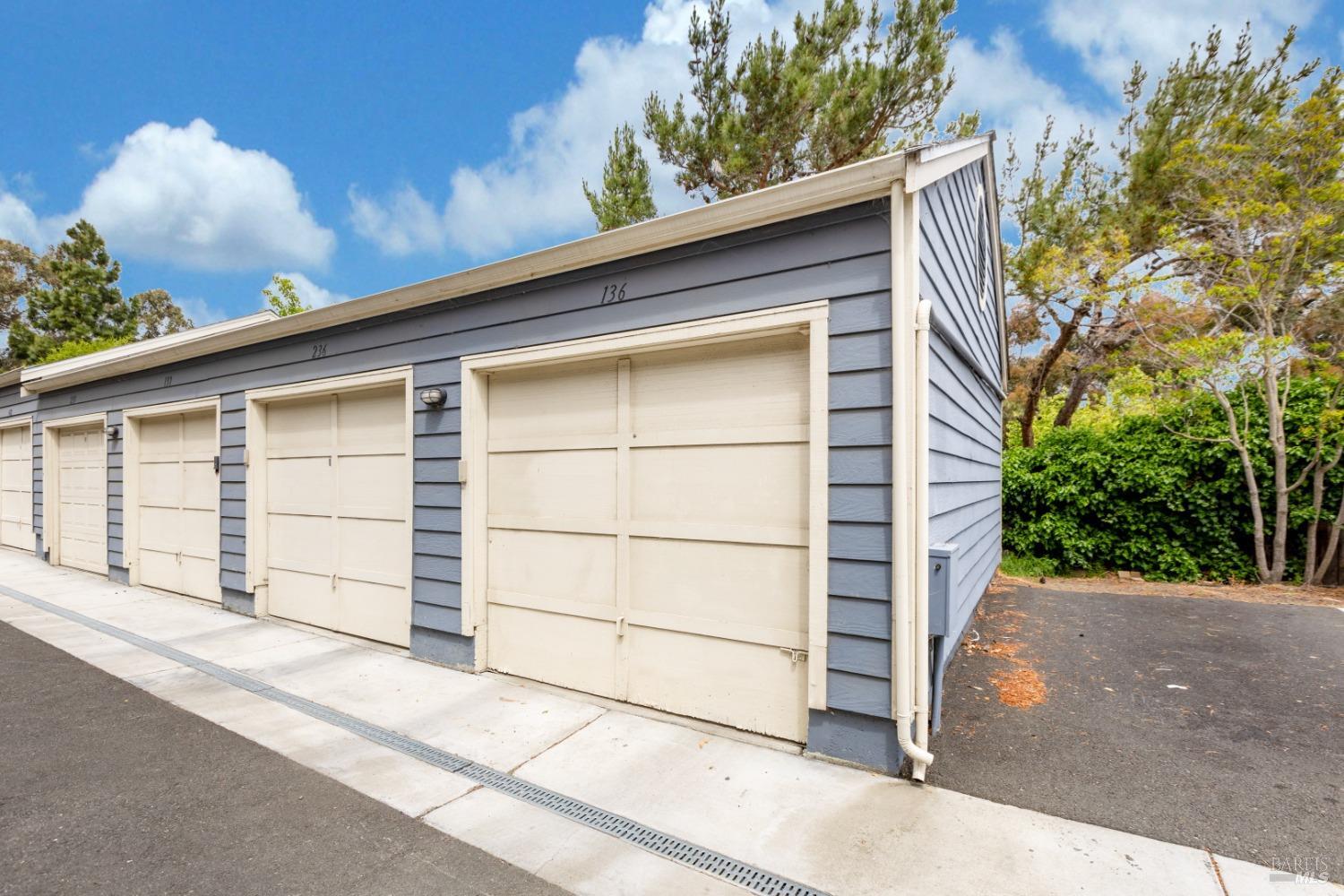 136 Sea Crest Circle