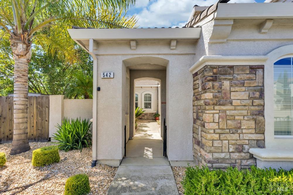 542 Coyote Hills Court