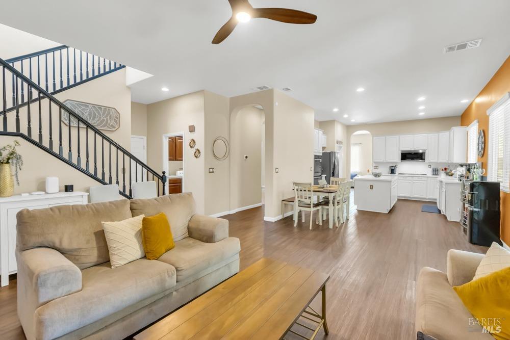 542 Coyote Hills Court