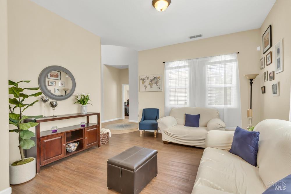 542 Coyote Hills Court