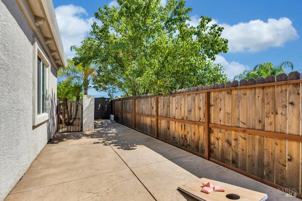 542 Coyote Hills Court